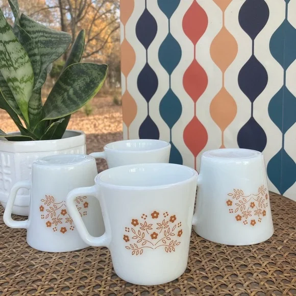 Pyrex Vintage D-Handled Summer Impressions Milk Glass Coffee Mug Set of 4 - Picture 8 of 14